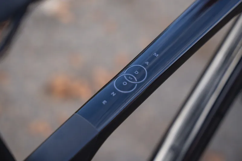 Trek Madone SL 6 Gen 8 Road Bike in Gloss Dark Star/Matte Deep Smoke-6