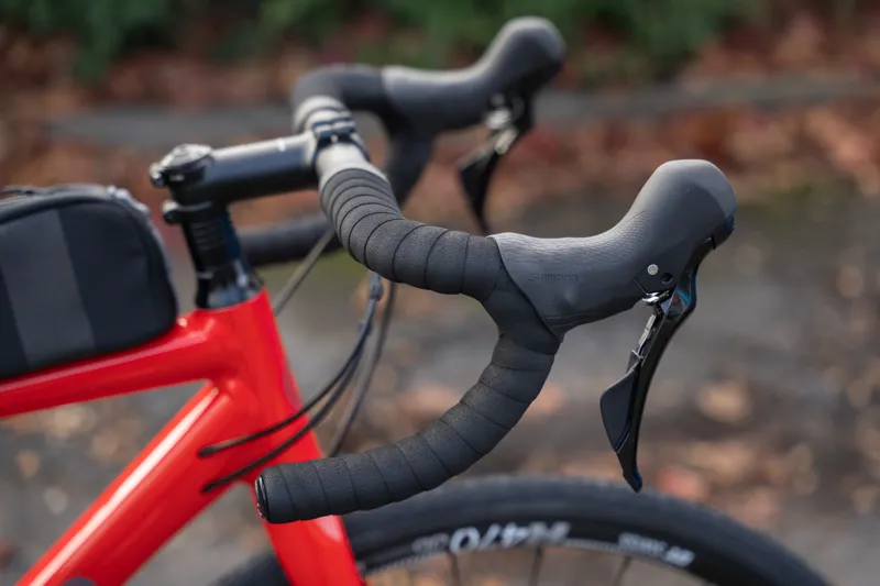 Cannondale Synapse 1 / Rally Red-8