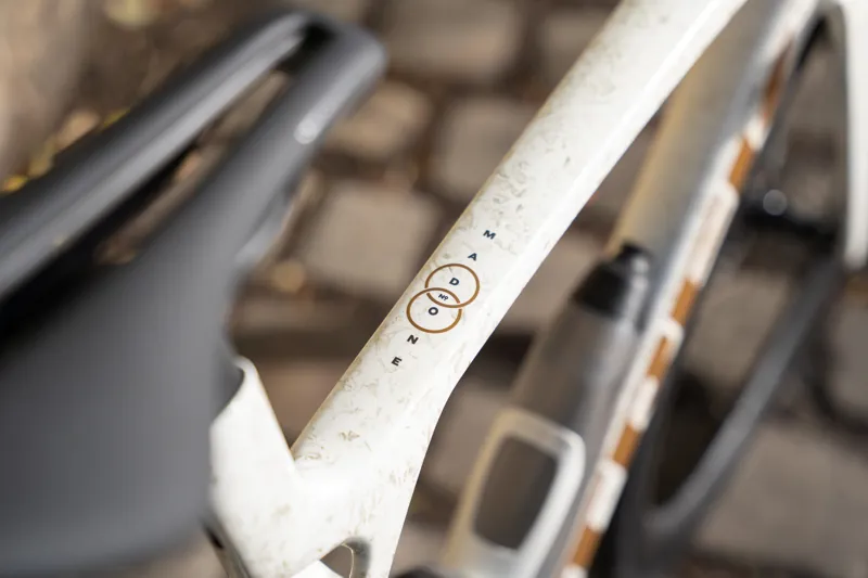 Trek Madone Madone SLR 7 Gen 8 Era White-2