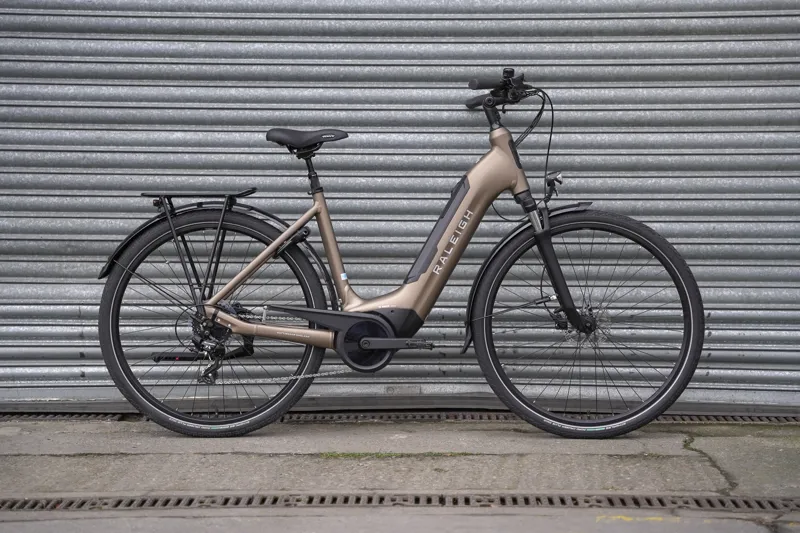 Raleigh Motus Tour Low Step Derailleur 700/41cm Xs Champagne Silver-11