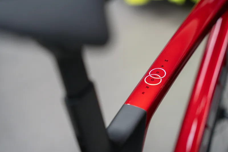 Trek Madone SL 7 Gen 8 Road Bike in Gloss Fury Red/Matte Deep Smoke-2