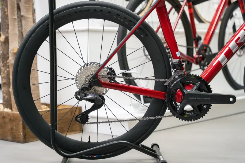 Trek Madone SL 7 Gen 8 Road Bike in Gloss Fury Red/Matte Deep Smoke-6