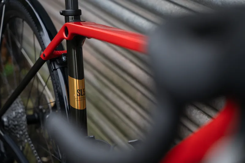 Trek Checkpoint SL 5 AXS Gravel Bike In Lava/Black Olive-4