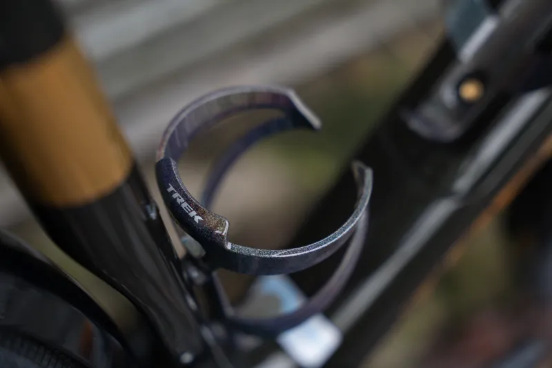 Trek Checkpoint SL 5 AXS Gravel Bike In Lava/Black Olive-9