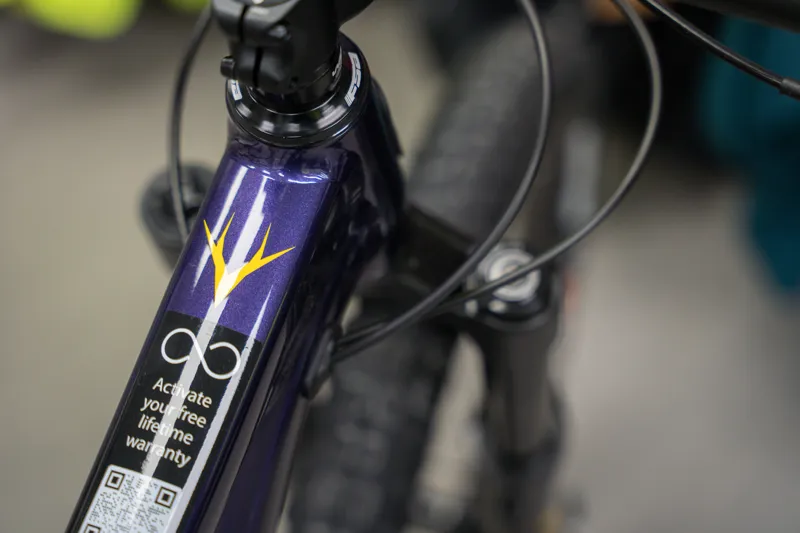 Whyte T-140 27 Junior Full Suspension Mountain Bike  in Gloss Purple/Black/Yellow-3