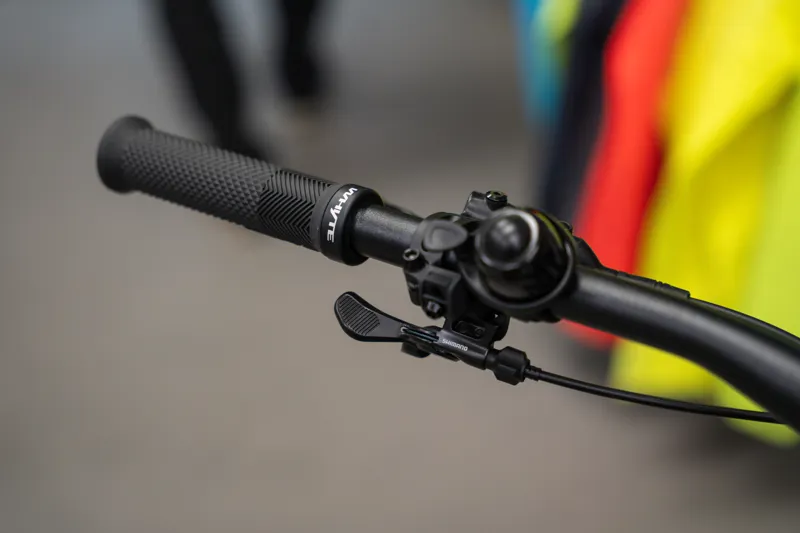 Whyte T-140 27 Junior Full Suspension Mountain Bike  in Gloss Purple/Black/Yellow-4