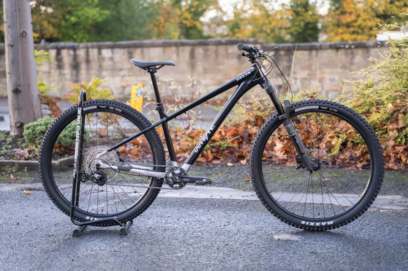 Whyte Secta RS Hardtail Mountain Bike in Black-9