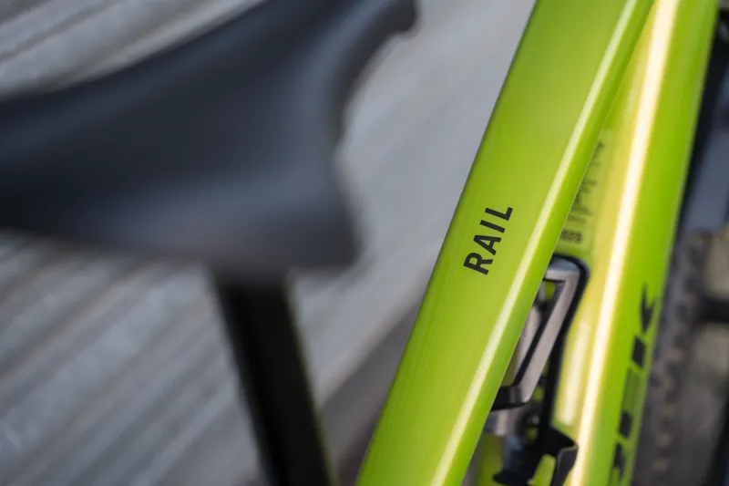 EX - DEMO Trek Rail+ 8 Medium Powersurge-1