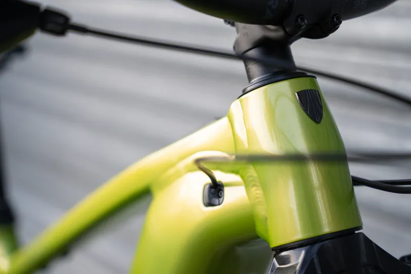 EX - DEMO Trek Rail+ 8 Medium Powersurge-4