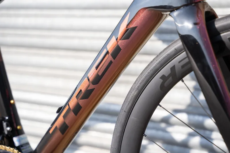 Trek Domane SLR 7 54cm Axinite Flip/Trek Black Project One-3