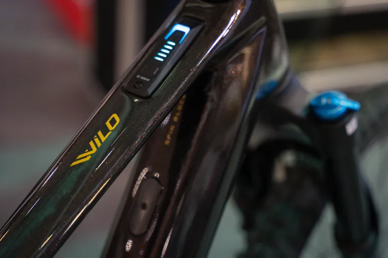 Orbea Wild M20 Medium Cosmic Carbon-3