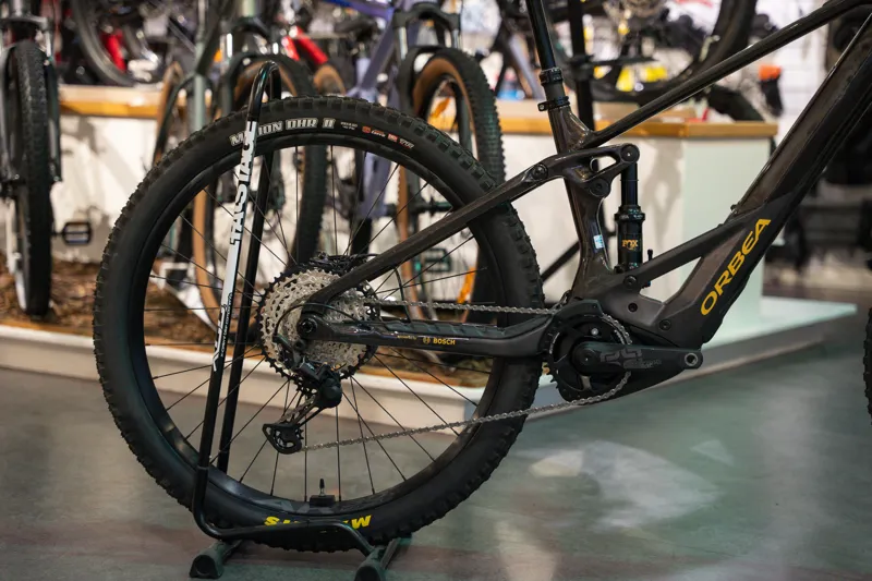 Orbea Wild M20 Medium Cosmic Carbon-8