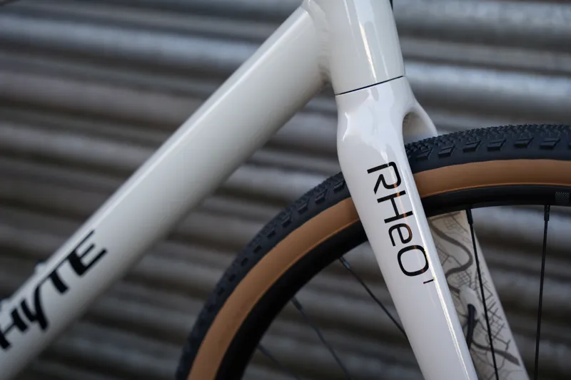 Whyte Bikes RheO 1 City and Leisure Bike in Gloss Grey-9