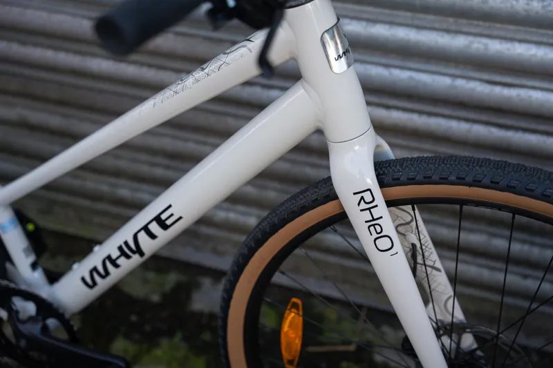 Whyte Bikes RheO1 ST City and Leisure Bike in Gloss Grey-3