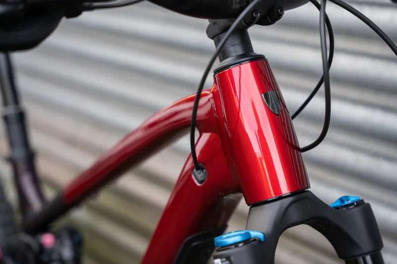 Ex-Demo Trek Fuel EX 8 FURY RED/ DARK CARMINE Large-4