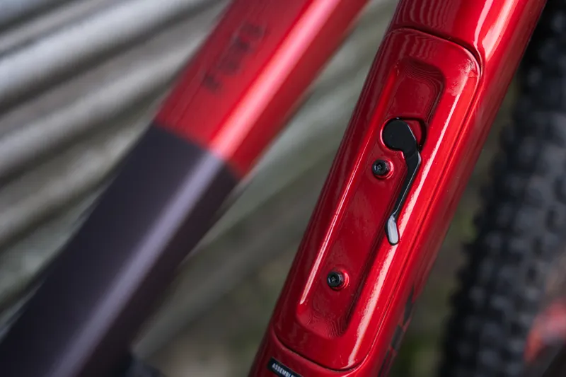 Ex-Demo Trek Fuel EX 8 FURY RED/ DARK CARMINE Large-9