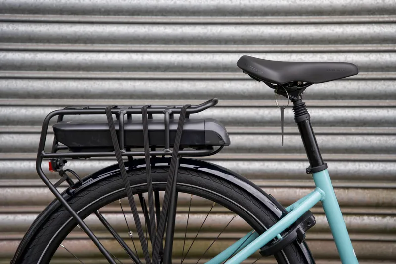 Trek Verve+ 2 Lowstep 500wh Electric Hybrid Bike in Blue Sage-4