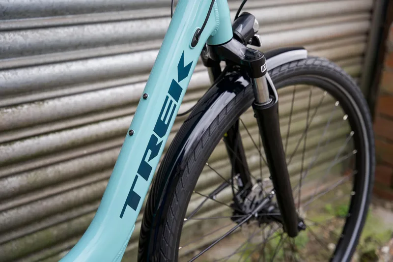 Trek Verve+ 2 Lowstep 500wh Electric Hybrid Bike in Blue Sage-5