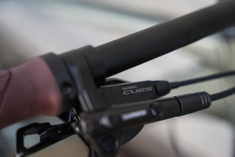 Trek Marlin 6 Gen 3 XC MTB in Matte Lichen/Keswick Green Fade-10