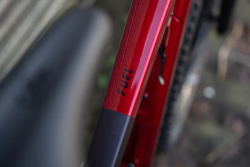 Trek Fuel EX 5 FURY RED/ DARK CARMINE-6