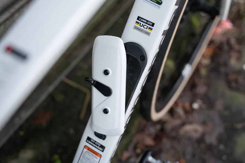 Cannondale Synapse Carbon 3 SmartSense Road Bike in Cashmere-9