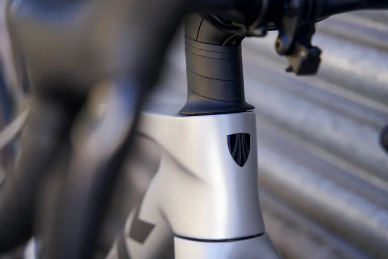 EX-DEMO Trek Madone SL 7 Di2 Gen 8 XS Silver -2