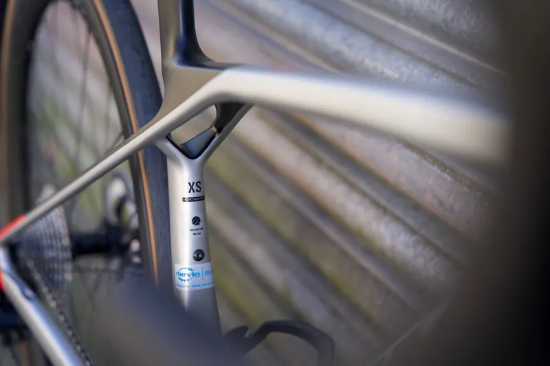 EX-DEMO Trek Madone SL 7 Di2 Gen 8 XS Silver -6