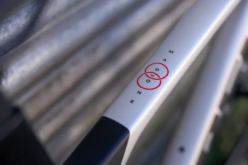 EX-DEMO Trek Madone SL 7 Gen 8 Small Silver-2