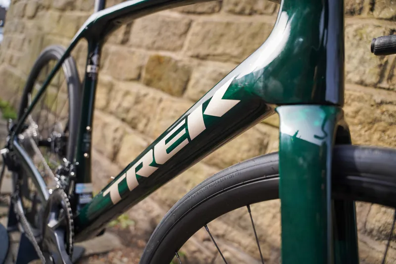 Trek Domane SL 5 Gen 4 Road Bike In Ivy Smoke-8
