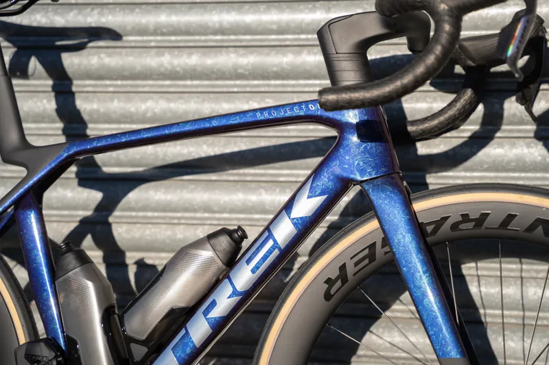 Trek Madone SLR 7 AXS Gen 8 in Purple Phaze/Amethyst Marble-7