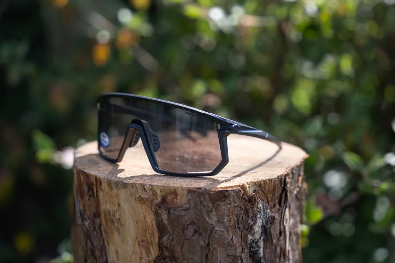 Tifosi Moab Interchangeable Sunglasses 2025 Smoke -3