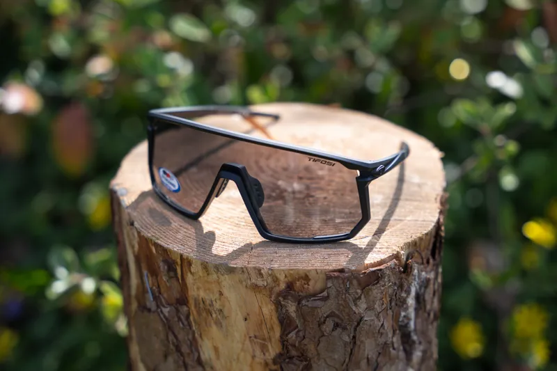 Tifosi Moab Interchangeable Sunglasses 2025 Smoke -4