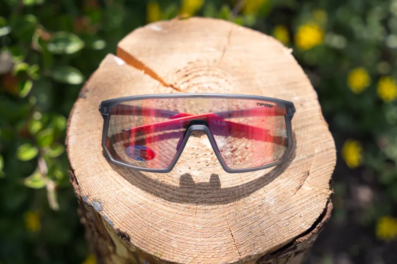 Tifosi Moab Sunglasses 2025 RED Medium/Large-1