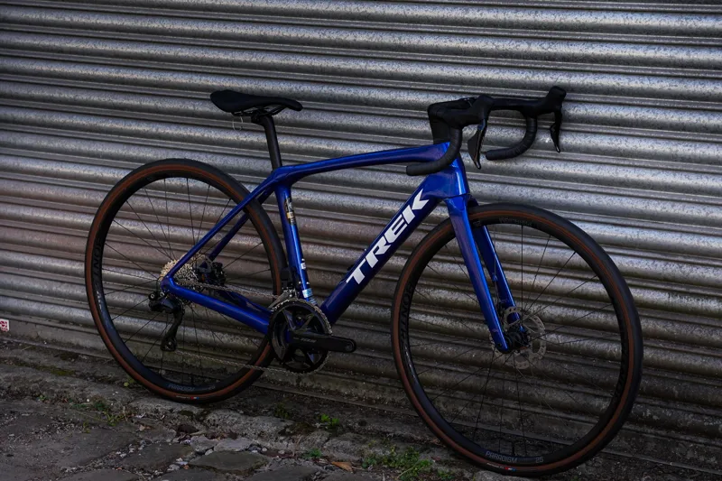 Trek Domane Sl 6 Road Bike in Hex Blue-2