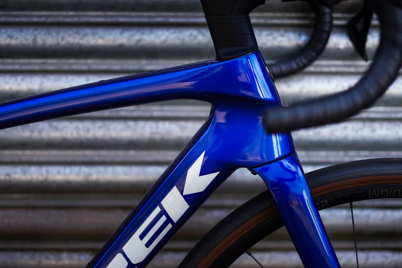 Trek Domane Sl 6 Road Bike in Hex Blue-5