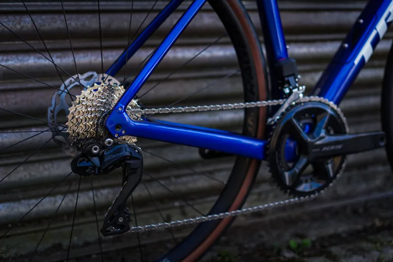 Trek Domane Sl 6 Road Bike in Hex Blue-6