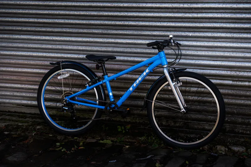 Trek Wahoo 24 inch Wheel Kids bike in Blue-3