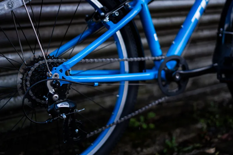 Trek Wahoo 24 inch Wheel Kids bike in Blue-7