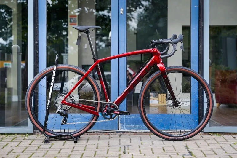 Trek Checkpoint SL 6 eTtap Gravel Bike in Crimson/Red Smoke-1