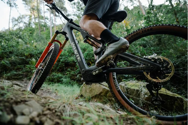 Whyte E-Lyte 140 Works Matt UD Carbon/Black-1