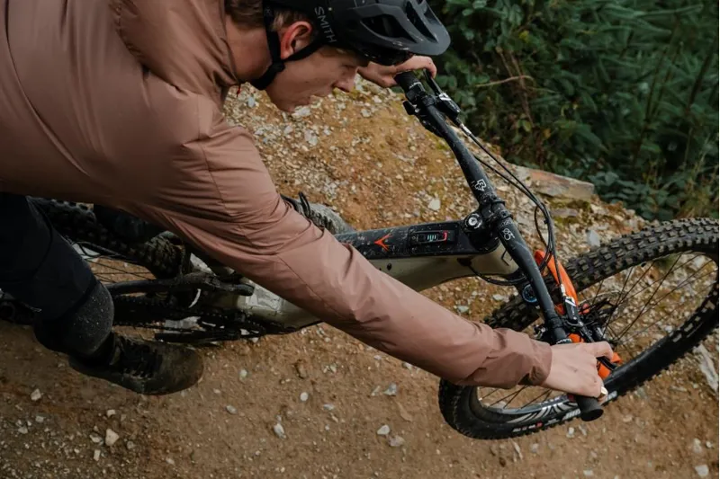 Whyte E-Lyte 150 Works Olive with UD Carbon-9