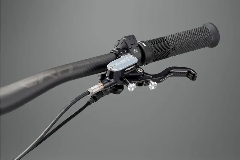 Whyte ELyte Evo Stag Works V2- 1 Steah black and silver-1