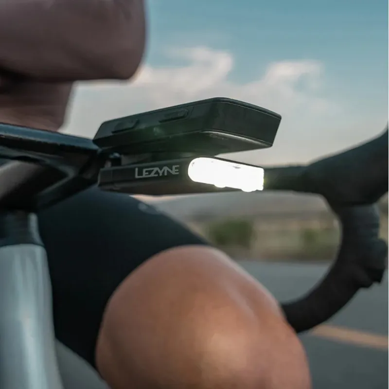 Lezyne - Road Drive 500 Black 500 lumens-1