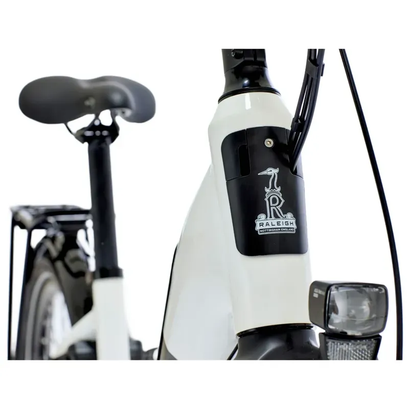Raleigh Motus Low Step Derailleur Gear E-Hybrid Bike in Sparkling White-2
