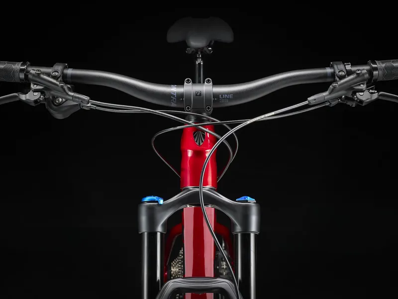 Trek Roscoe 9 Mountain Bike in Crimson Size X-Small -5