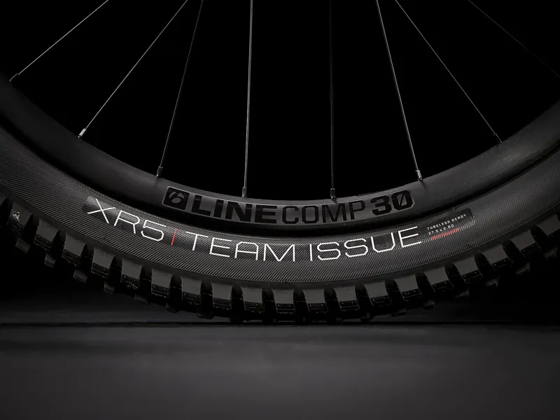 Trek Slash 8 GX Mountain Bike in Miami Green-8