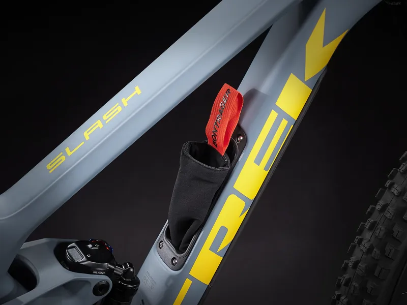 Trek Slash 9.8 GX Enduro Mountain Bike in Blue-9
