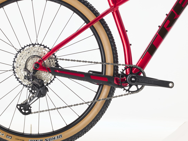 Trek Procaliber 8 XC MTB in Fury Red-5