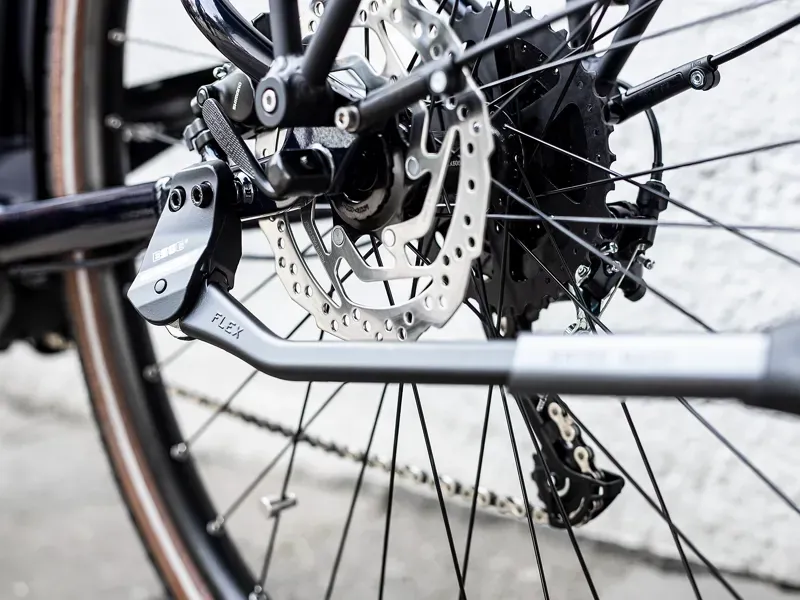 Trek Verve+ 2 Lowstep 500wh Electric Hybrid Bike in Blue-2