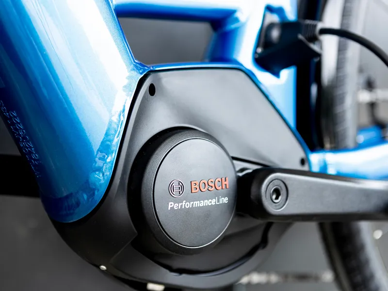 Trek Verve+ 3 Lowstep Hybrid Bike in Alpine Blue-10